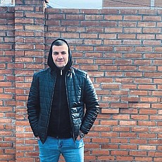 Тарас, 40