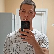 Яша, 27