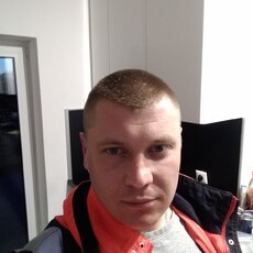 Макс, 37