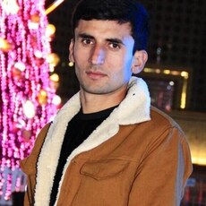 Веня, 26
