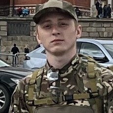 Валерий, 25