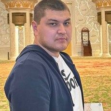 Евгений, 32
