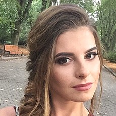 Дина, 35