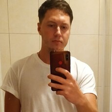 Даня, 29