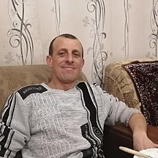 Слава, 44