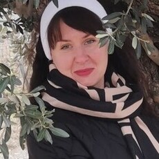 Марта, 43