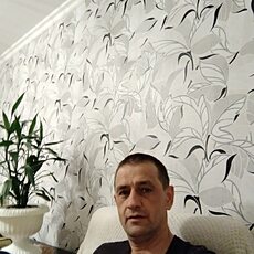 Эдик, 49