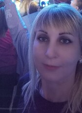 Эля, 42