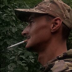 Валентин, 38