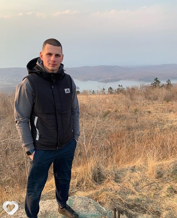 Женя