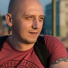 Юра, 39