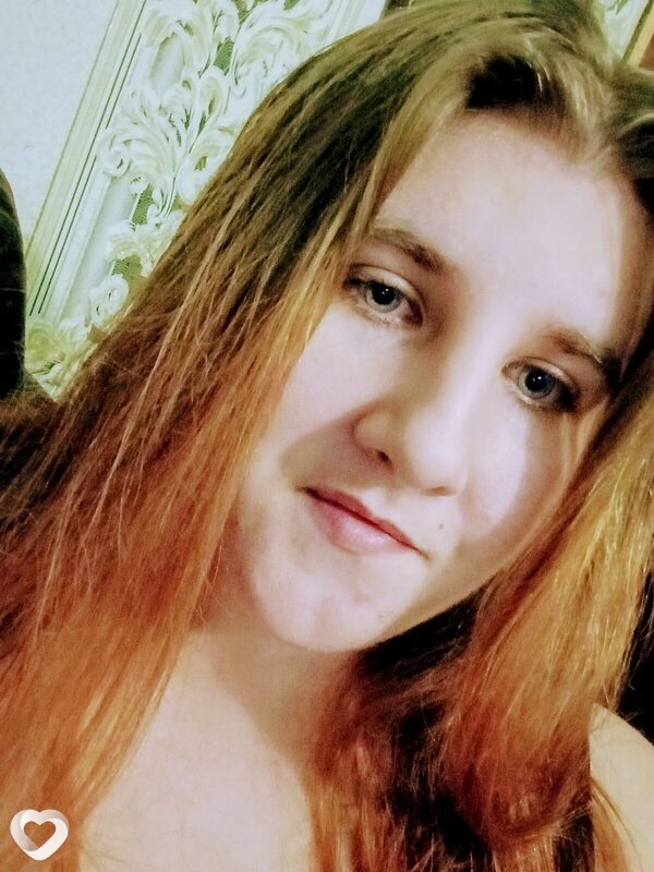 Оля