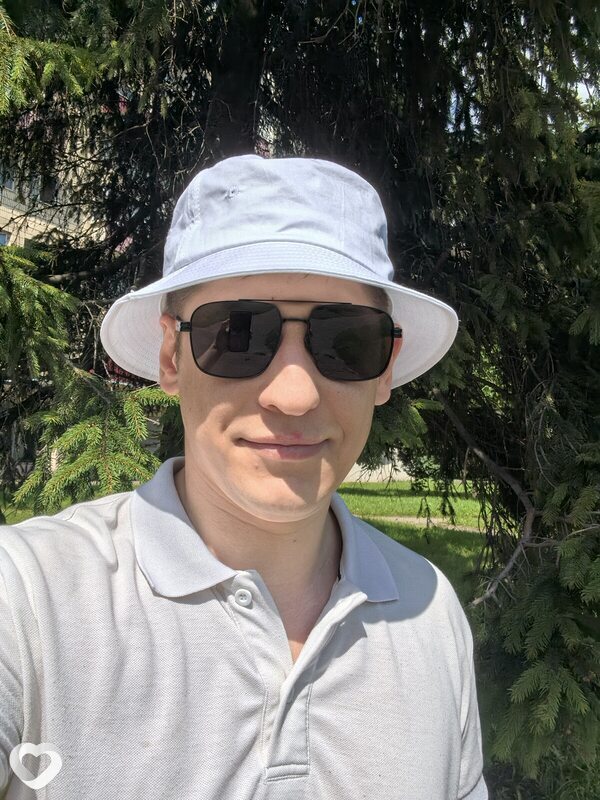 Женя