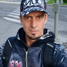 Слава, 35