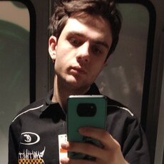 Андрей, 23