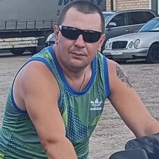Женя, 40