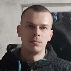Слава, 34