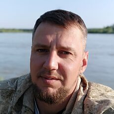 Юрий, 39