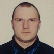 Толя, 31
