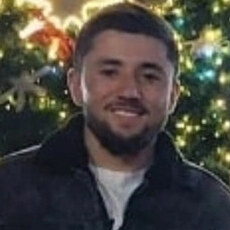 Лукас, 28