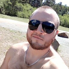 Виктор, 35