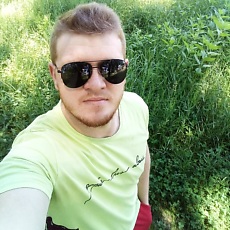 Никон, 25