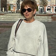 Антонина, 60
