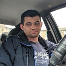 Эдик, 33