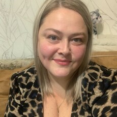 Лариса, 44