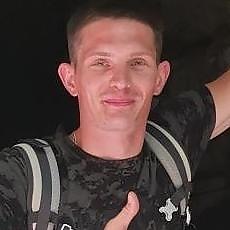 Боря, 33