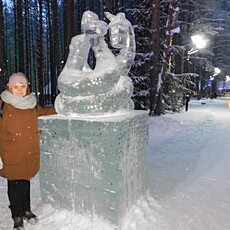 Эмма, 40