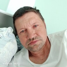 Максим, 46