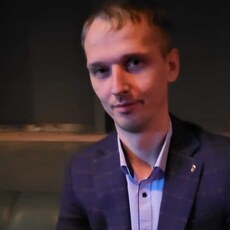 Валентин, 37
