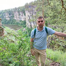 Юрий, 34