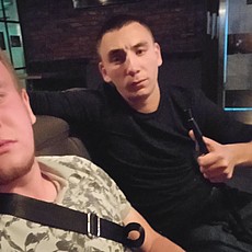 Павел, 24