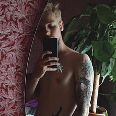 Вася, 25