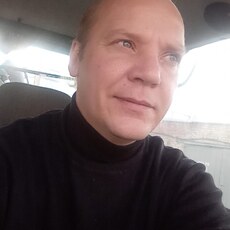 Виктор, 46