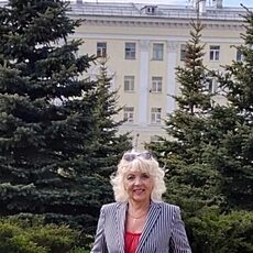 Зоя, 68