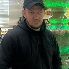 Олеж, 33