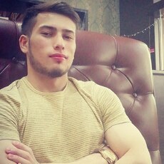Веня, 35