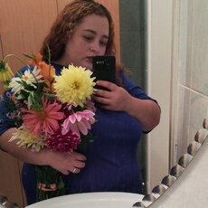 Юлиана, 28