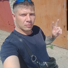 Виталя, 38