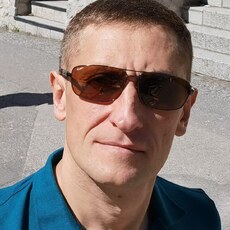Макс, 37