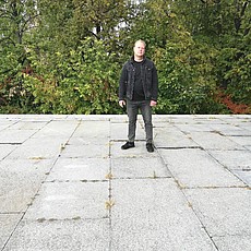 Лука, 44