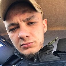 Артемий, 27