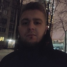 Илья, 27