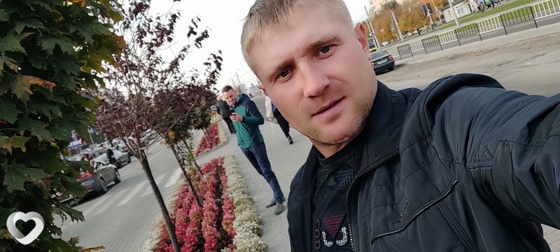 Толя