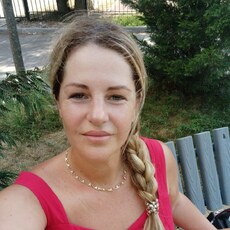 Яна, 44