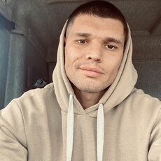 Дима, 29