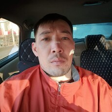 Юрий, 29